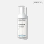 Formula e lehtë e shkumës është e përshtatshme për të gjitha tipet e lëkurës, përfshirë edhe lëkurën e ndjeshme dhe të dehidratuar, pa e tharë apo ndarë barrierën natyrale të lëkurës.